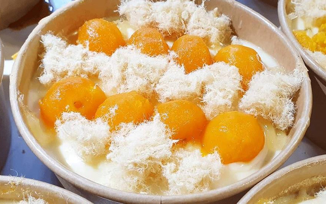 banh-bong-lan-trung-muoi-an-phu-tran-quang-dieu