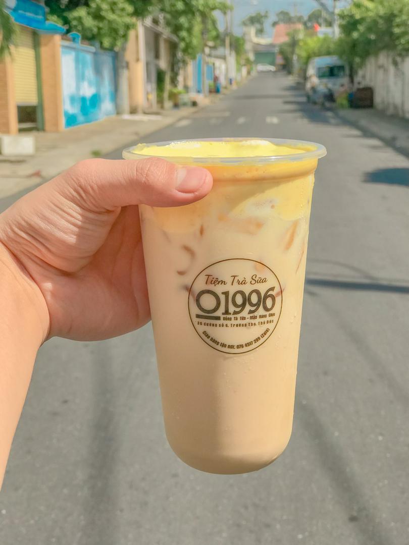 tra-sua-kem-trung-pho-mai