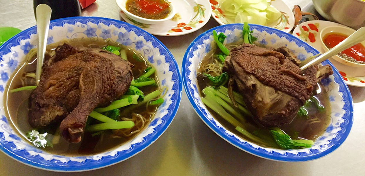 mi-vit-tiem-a-con-quang-trung