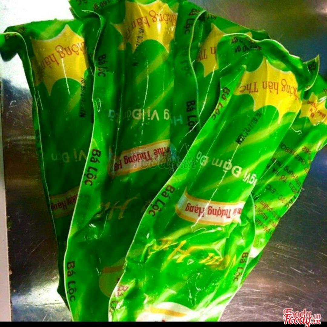 nem-chua-hue-thuong-hang