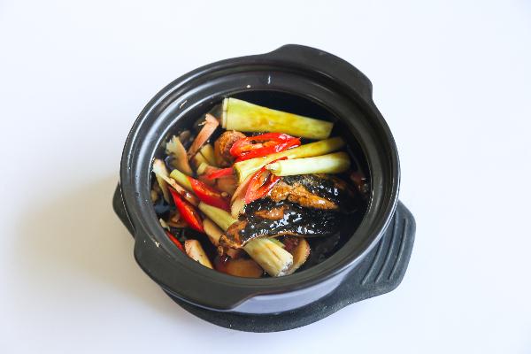 ca-kho-nieu-thuan-chay