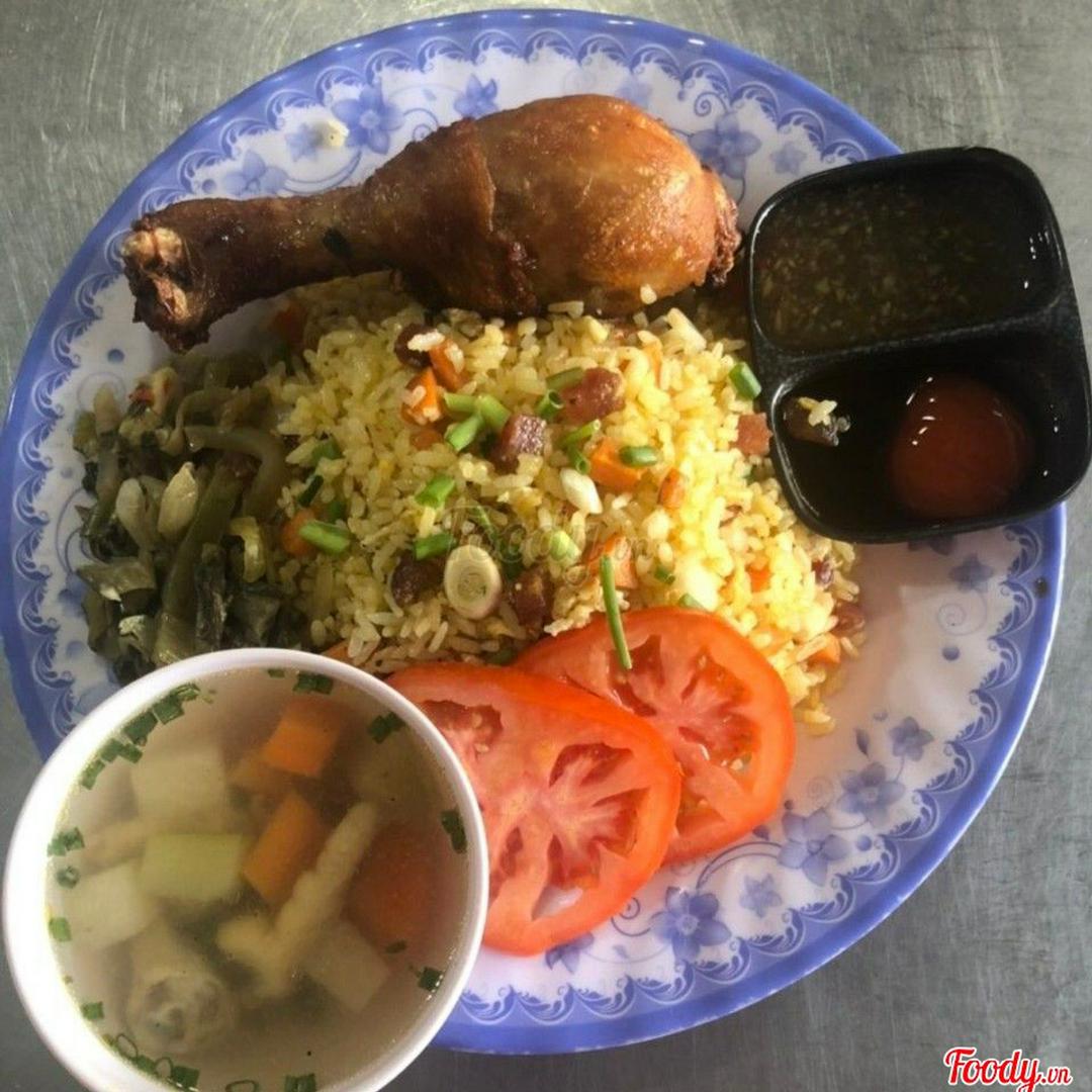 com-chien-hai-san-ga-ta-phan-nho