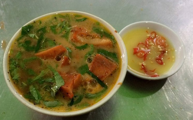 pha-lau-phung-van-cung