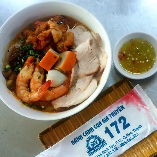 banh-canh-cua-ac-biet-co-hop