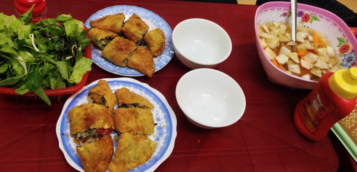 Bánh-Gối-Oanh-Oanh---Đê-La-Thành