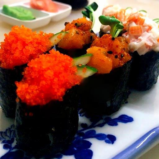 combo-gunkan-1-2-trung-tom-2-ca-hoi-sot-cay-2-thanh-cua-mazone