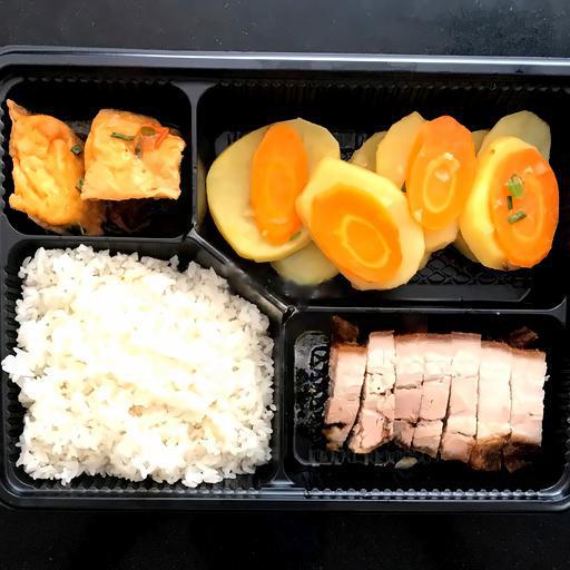 com-thit-ba-chi-quay-gion-bi