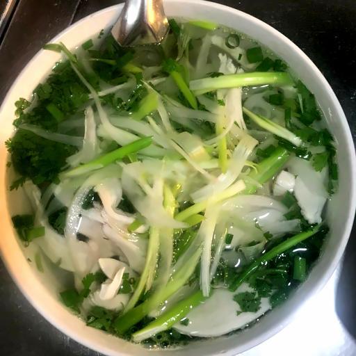 pho-nuoc-luon