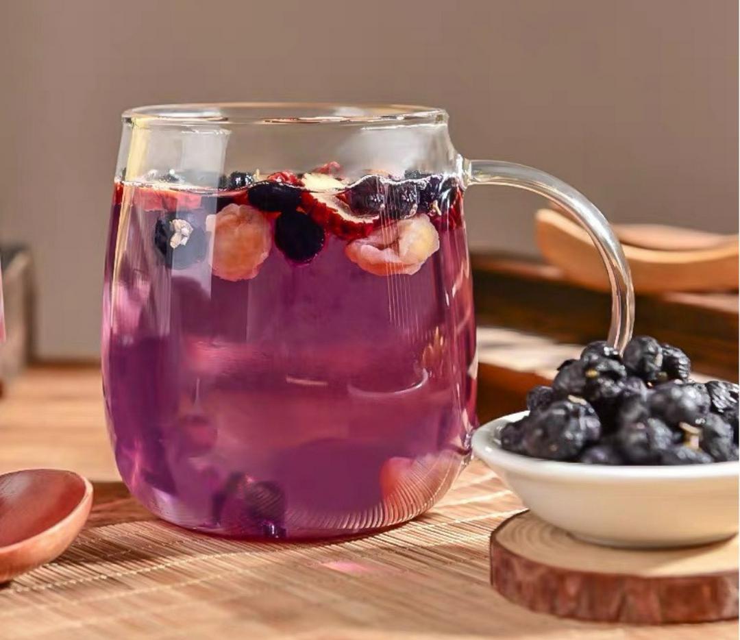 tra-hac-ky-tu-tao-o-long-nhan