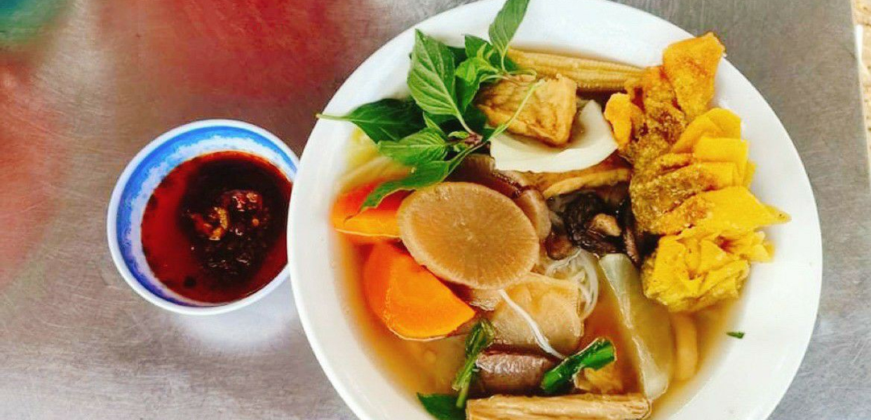 Hủ-Tiếu-Chay---Góc-Chùa-Giác-Nguyên---Đường-số-41