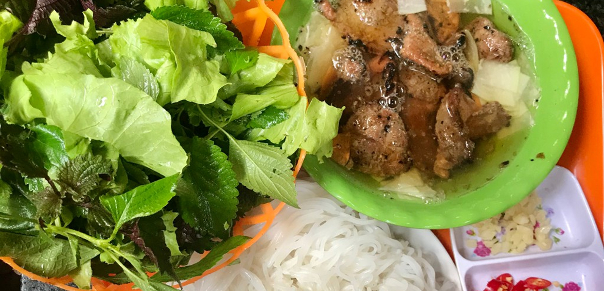 bun-mien-ngan-bun-cha-la-la-quan