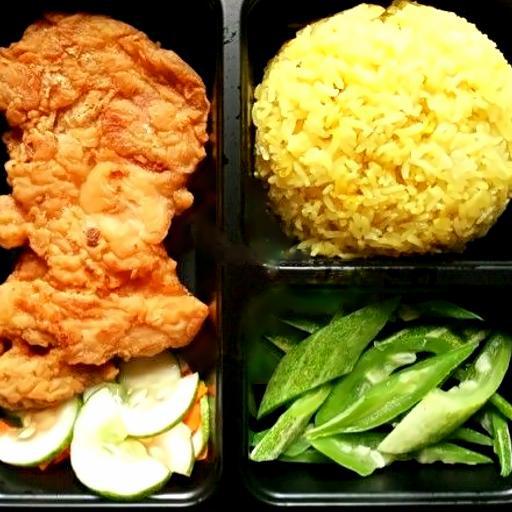 com-thit-ui-ga-tam-bot-chien-gion