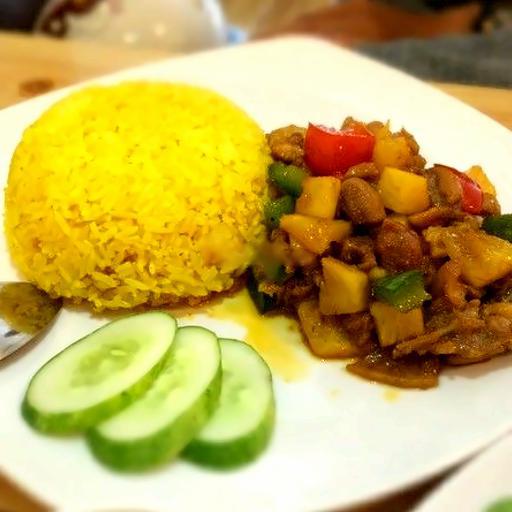 com-thit-bo-nau-ruou-vang