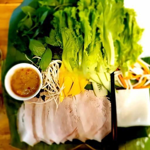 banh-trang-cuon-thit-ba-chi