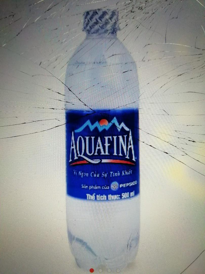 nuoc-aquafina-va-lavie