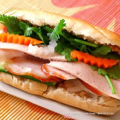 banh-mi-cha-lua-jambon