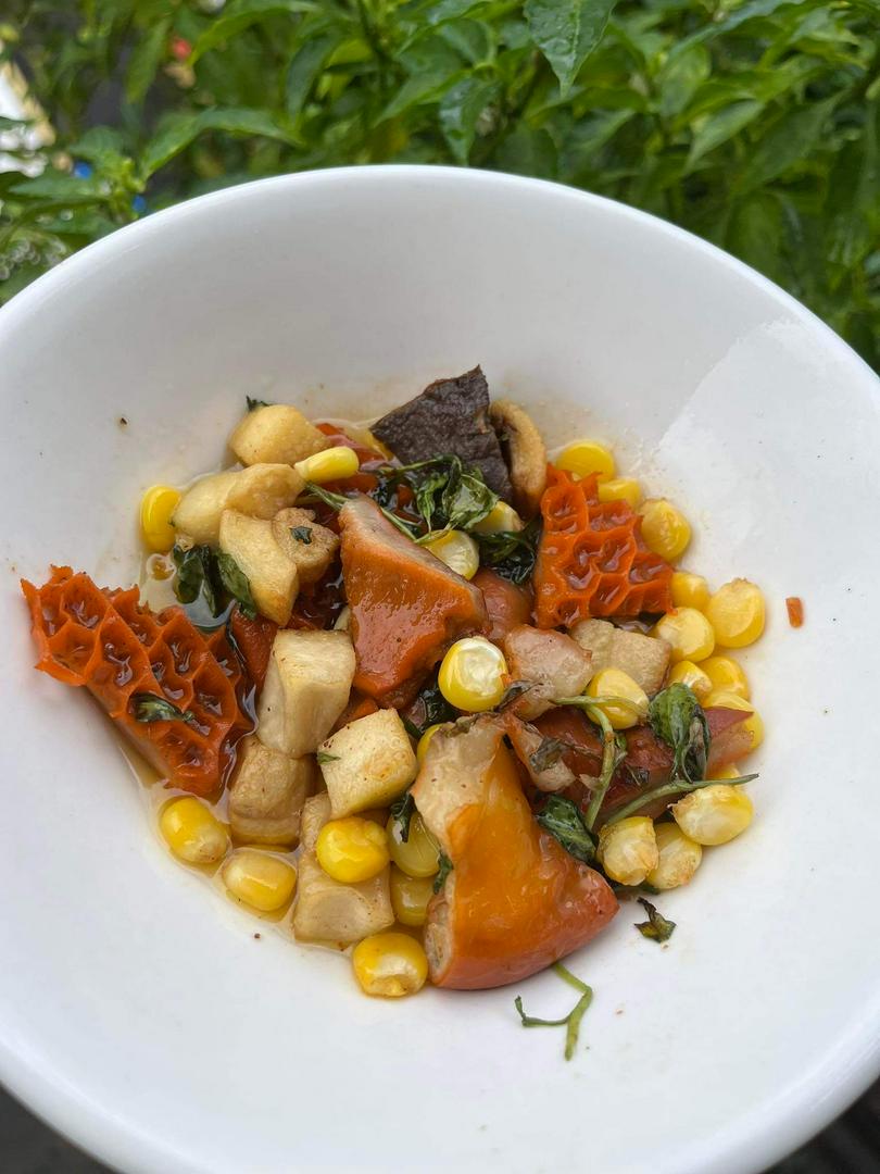 pha-lau-xao-bap-bo-toi-top-mo