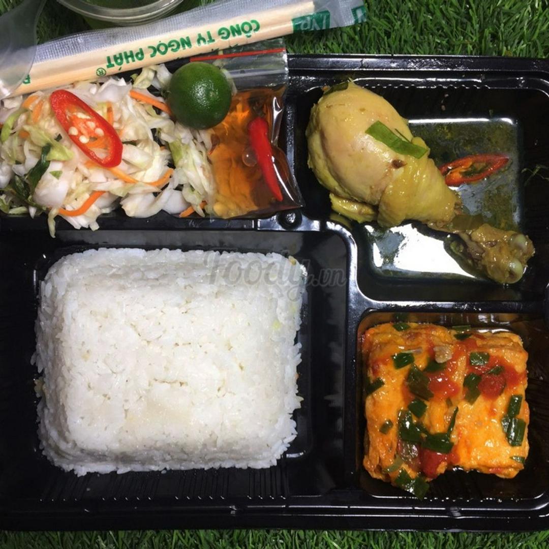 com-ga-rang-gung-va-au-sot-ca-chua