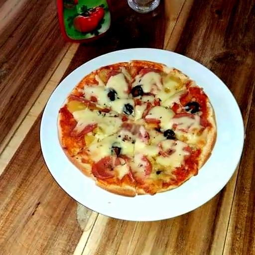 pizza-xuc-xich-uc-va-nam-tuoi-22cm