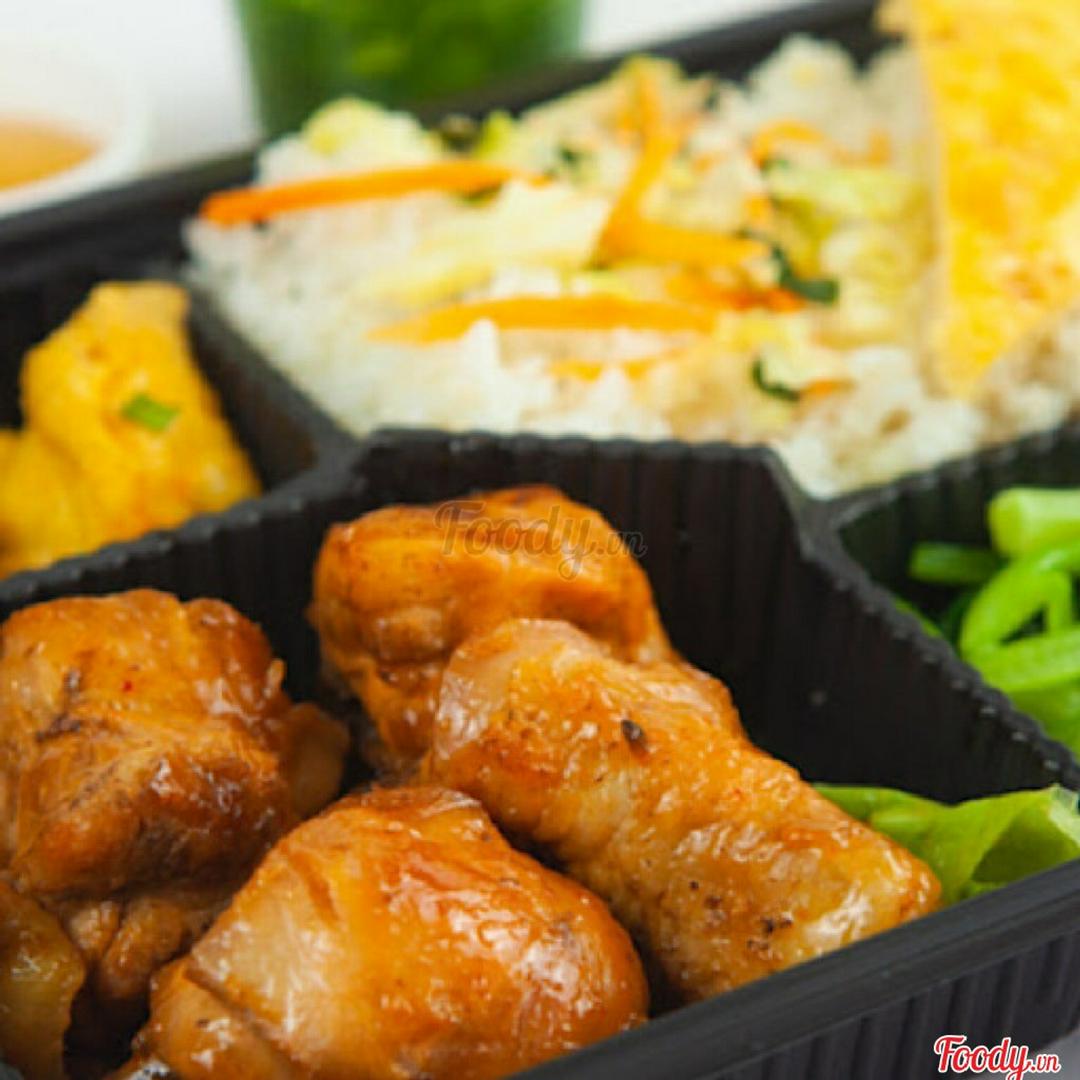 com-ga-sot-chua-ngot