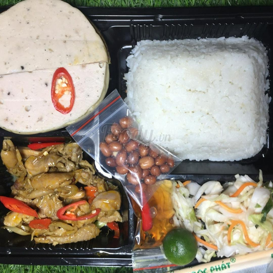 com-ga-xao-sa-ot-va-gio-lua