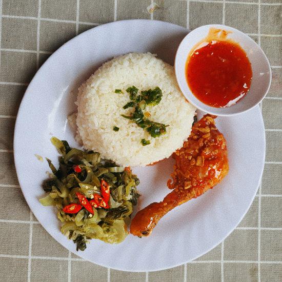 com-ga-quay-sot-mam-toi-ui-toi