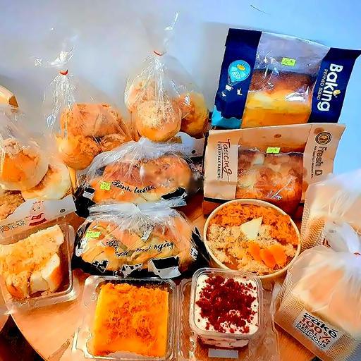 banh-mi-bo-cha-bong-trung-muoi