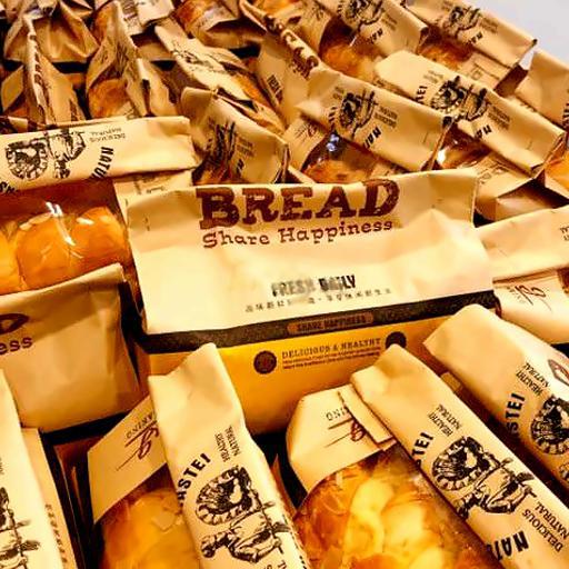 banh-mi-hoa-cuc-giam-gia