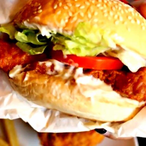 banh-hamburger-kep-thit-ga