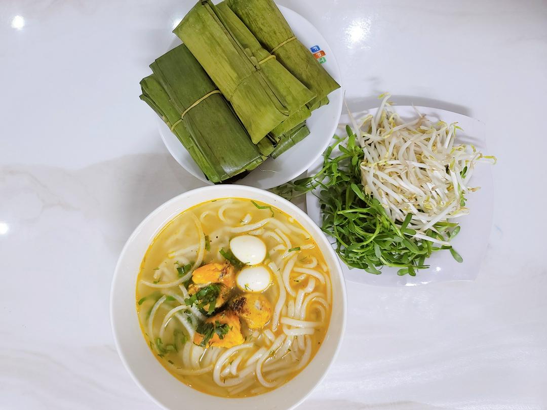 banh-canh-ca-loc-to-thuong