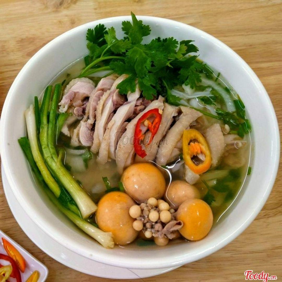 pho-ga-trung-trang