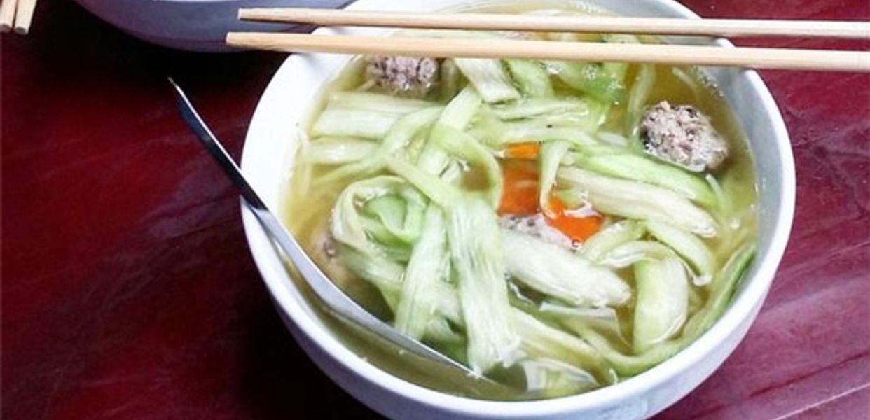 ba-xuan-bun-mong-gio-chan-ga