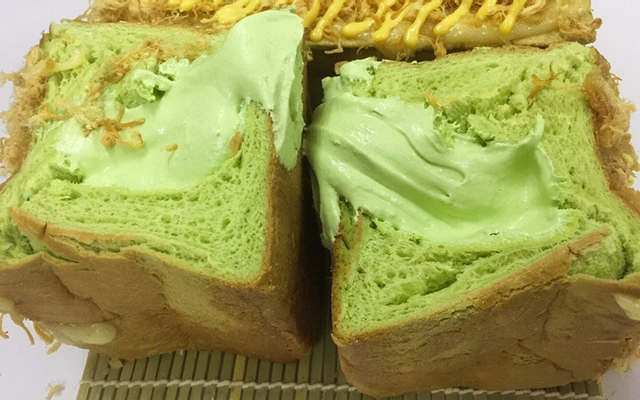 banh-bong-lan-trung-muoi-hoang-le-shop-online-hoang-hoa-tham