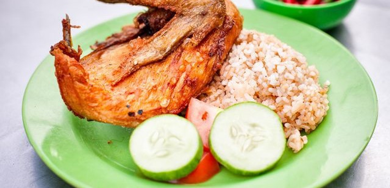 quan-minh-ky-com-ga-xoi-mo-su-van-hanh