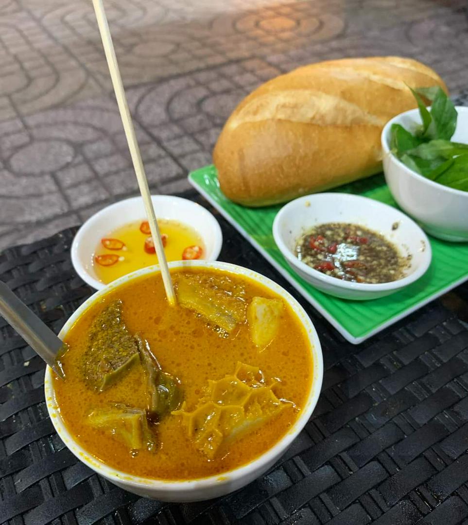 pha-lau-bo-khong-bao-gom-banh-mi