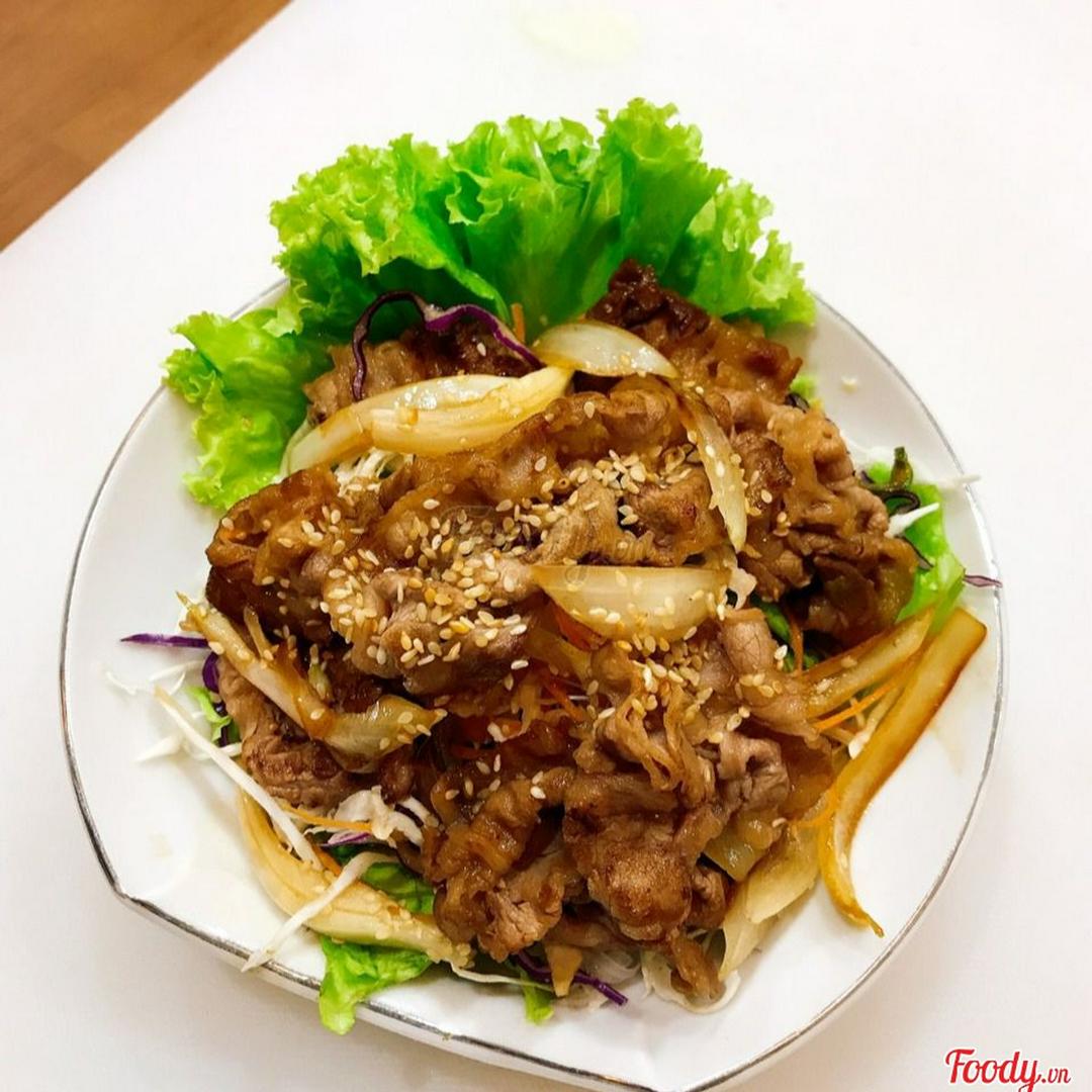 sl2-gyuniku-sarada-salad-bo-my-fried-beef-salad