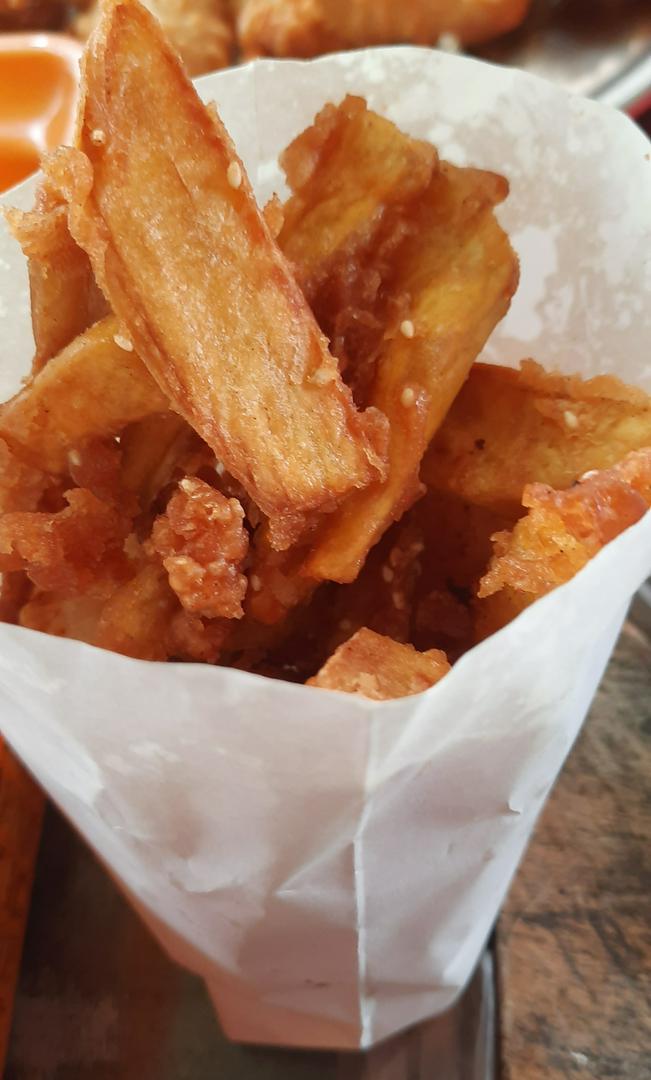 khoai-lang-chien-bo-sua