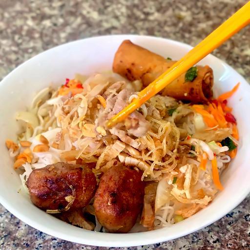 bun-thit-nuong-thap-cam