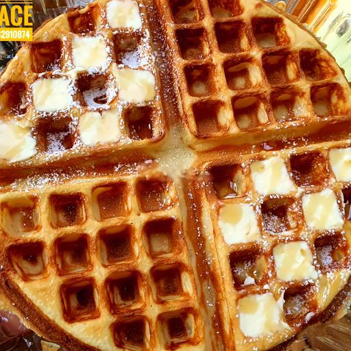 banh-waffle-co-ban-va-pho-mai