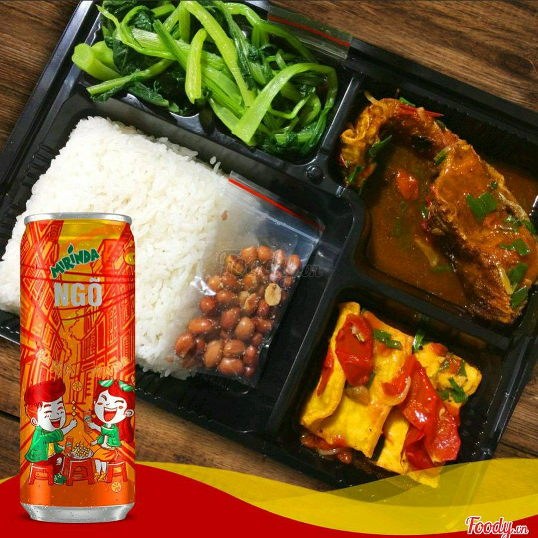 com-ca-sot-au-sot-ca-chua-1-nuoc-cam