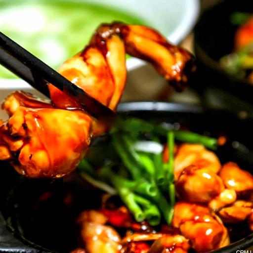 chao-ech-sa-te-tom-xo