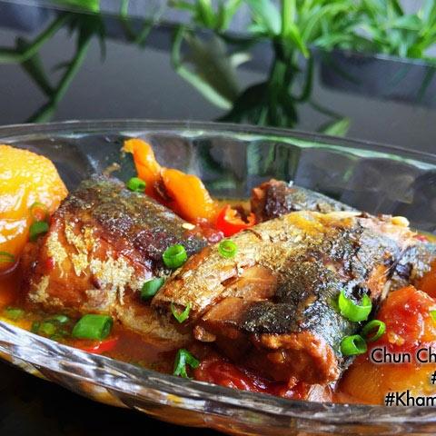 com-ca-nuc-kho-thom-canh