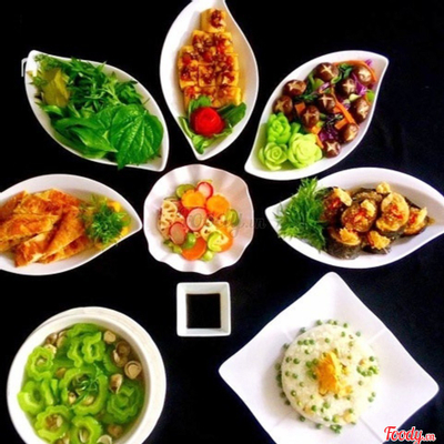 combo-com-suon-bi-chay-canh-rong-bien