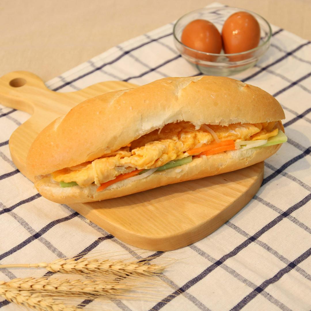 banh-mi-trung