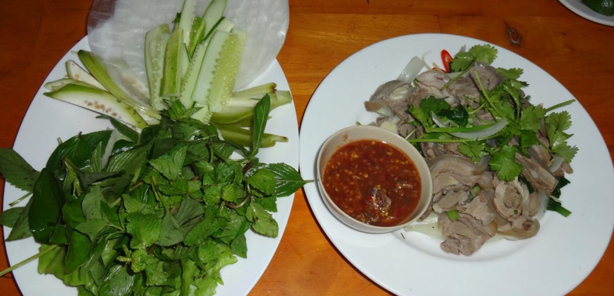 Yên-Hồng-Quang---Đặc-Sản-Dê-Núi---Đường-Số-14