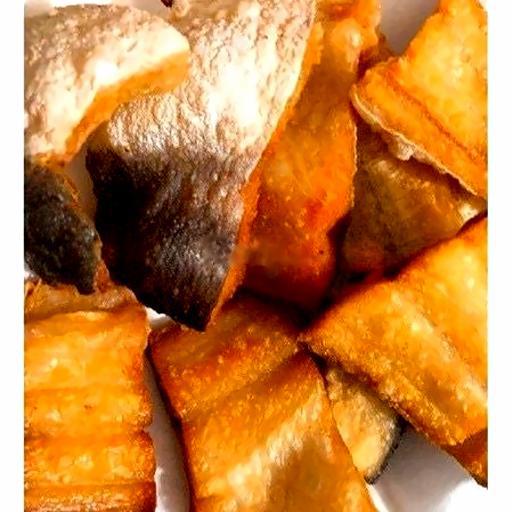 com-chien-an-voi-kho-ca-dua-rau-luoc