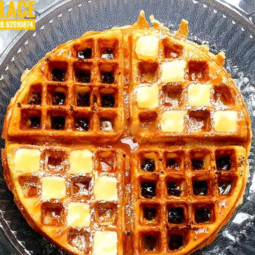 waffle-1-nua-pho-mai-kem-1-nua-sot-caramel