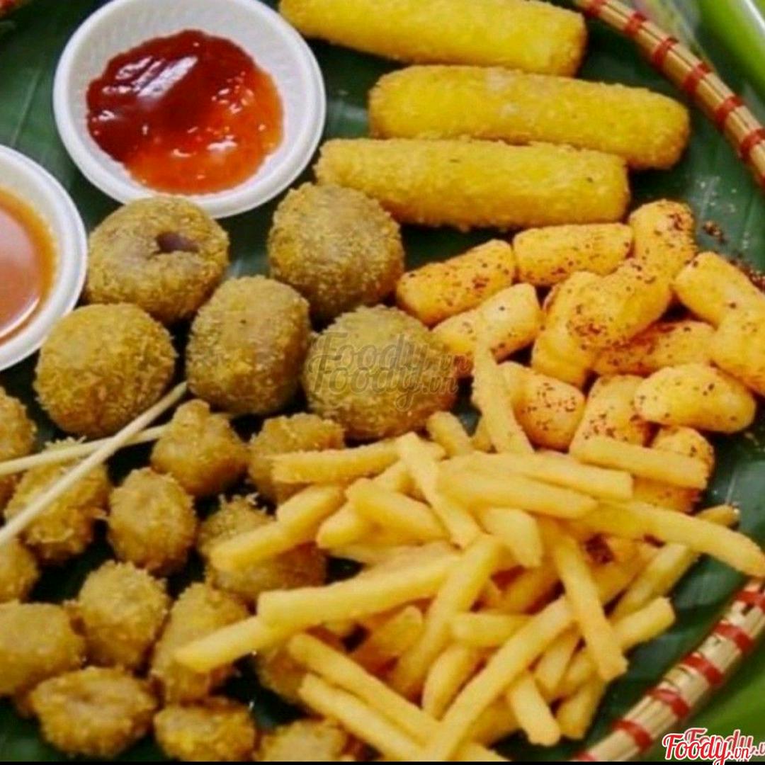 met-an-vat-1-1khoai-5nem-4vien-ga-rong-bien-4xuc-xich-bi-2pho-mai-que-2xienca-2xienbo-2xien-hai-san