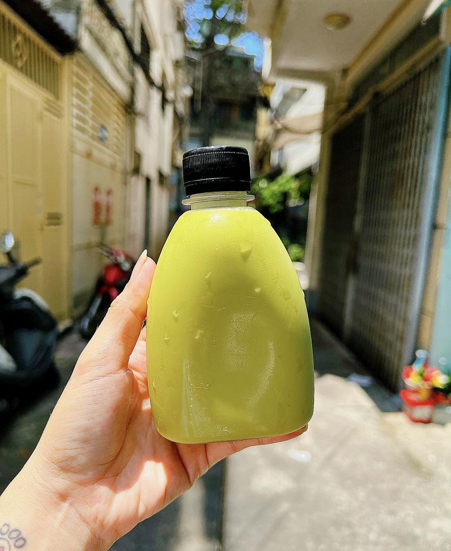 tra-sua-thai-xanh-chai