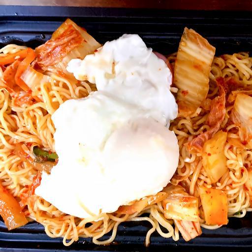 my-tron-xuc-xich-trung